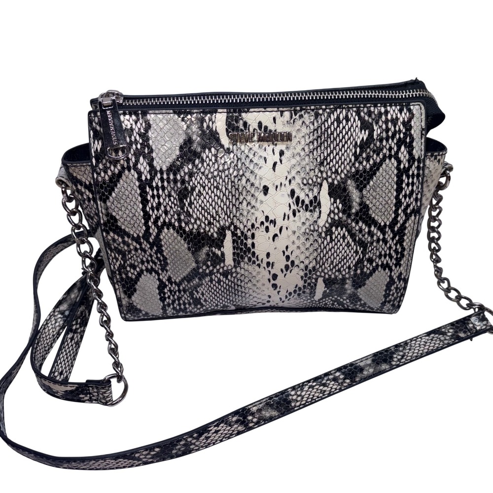 Crossbody Bag Blexi Womens Black White Snakeskin Steve Madden - Picture 1 of 14